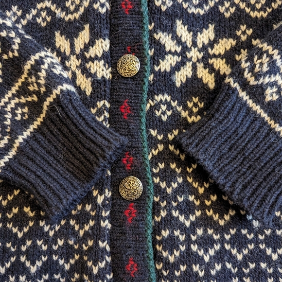 L.L. Bean vintage wool blend cardigan, size Large - Picture 5 of 9